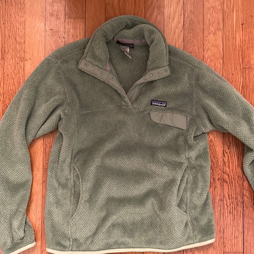Patagonia womens better sweater pullover (medium)